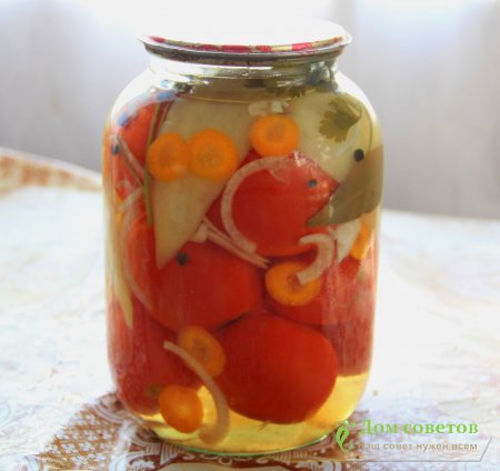 Маринованные помидоры.