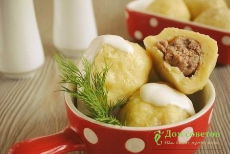 Клецки тушеные с начинкой